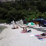 Apartments Crvena Orhideja *