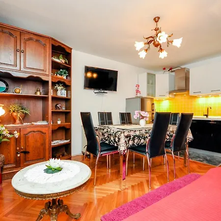Crvena Orhideja Apartament Split