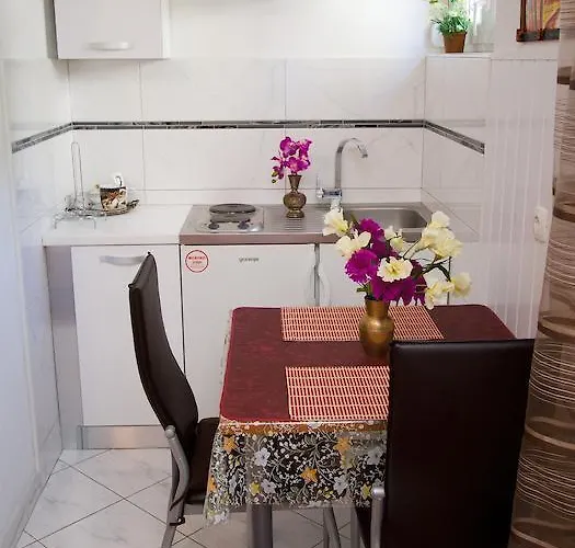 Apartamento Crvena Orhideja *