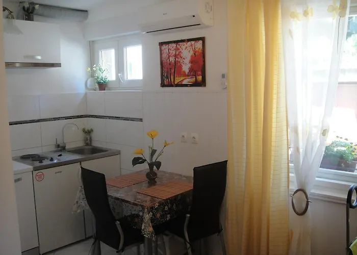 Apartamento Crvena Orhideja Split