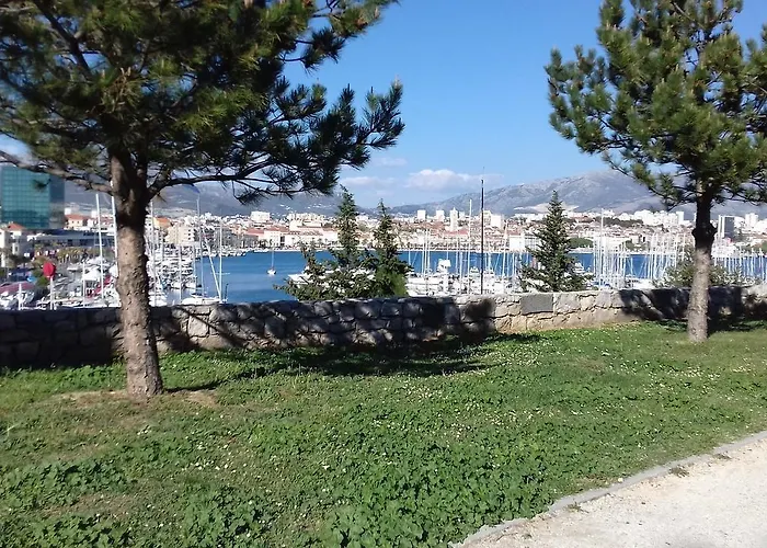 Apartamento Crvena Orhideja